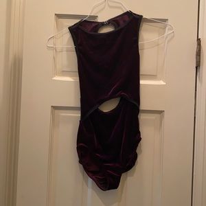 Velvet Leo/ deep purple/ fine Dancewear